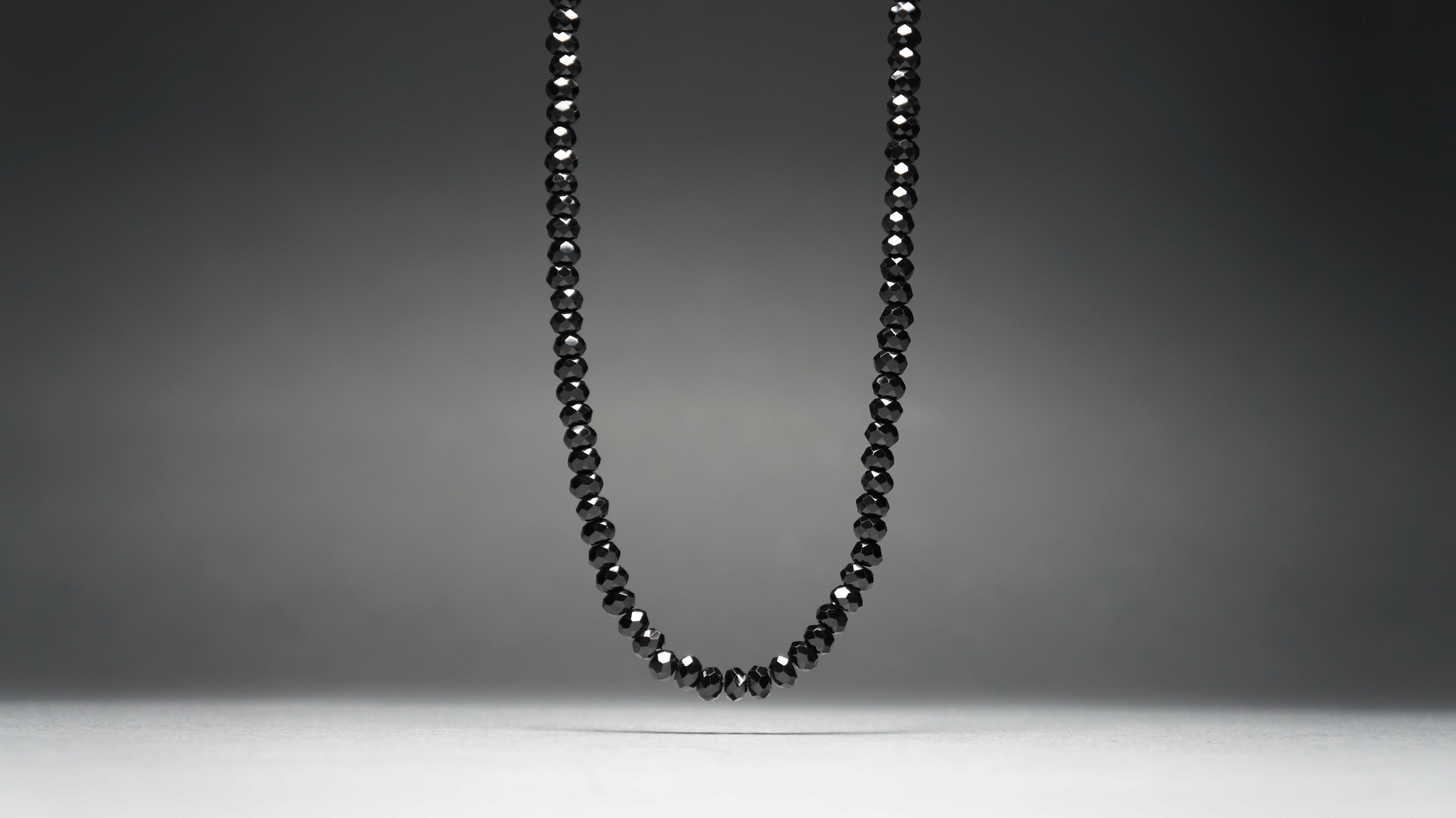 BLACK SPINEL NECKLACE BC-050