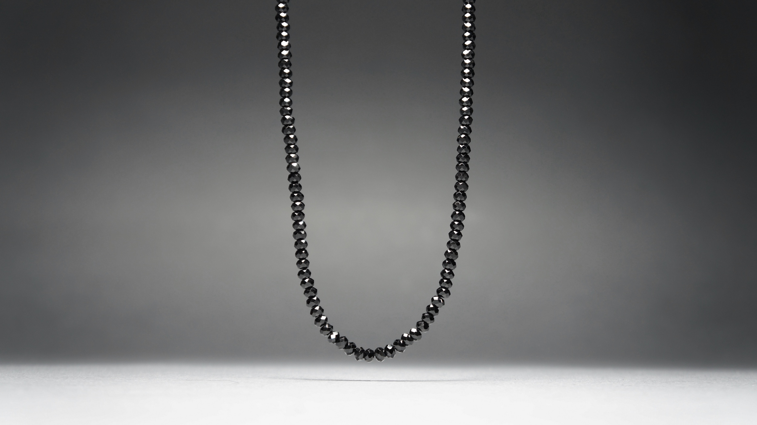 BLACK SPINEL NECKLACE BC-040